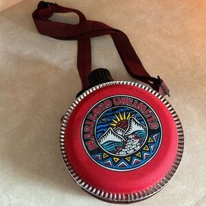 Vintage‎ Coleman Marlboro unlimited canteen